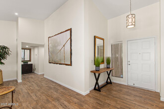 15640 N 55th St in Scottsdale, AZ - Building Photo - Building Photo