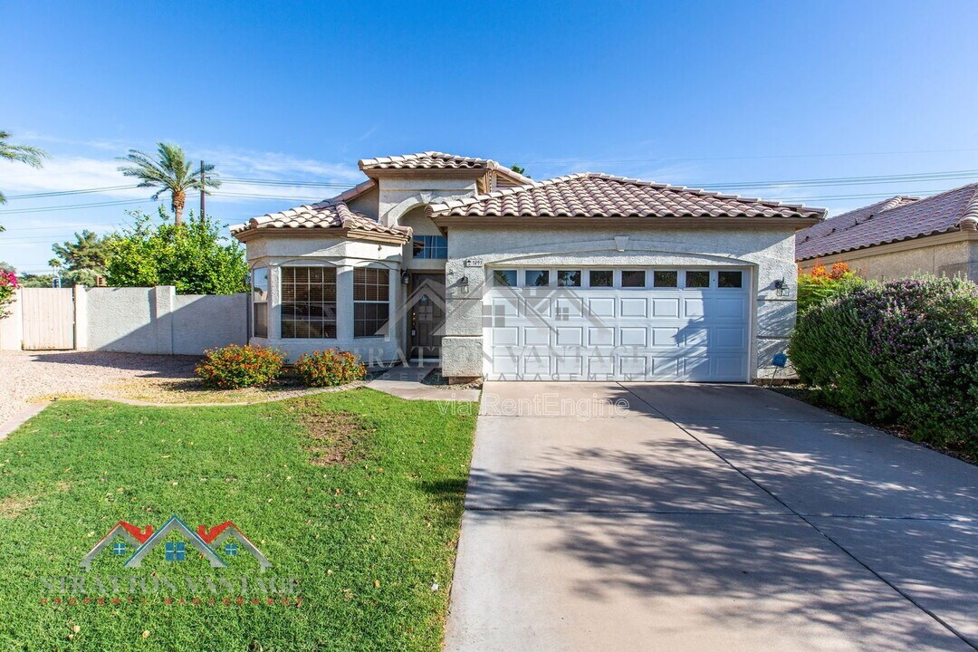 1891 E Brentrup Dr in Tempe, AZ - Building Photo