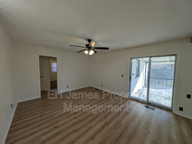 10602 E 34th St in Tulsa, OK - Building Photo - Building Photo