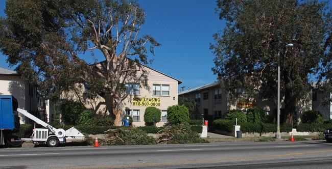 Woodman Apartments