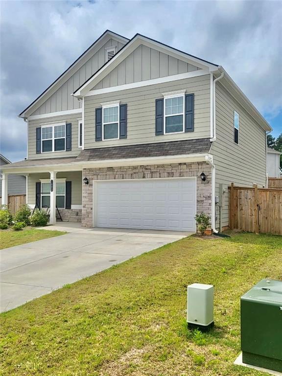 property at 1083 Lyndhurst Ln