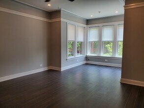 1322 W Ardmore Ave in Chicago, IL - Building Photo - Building Photo