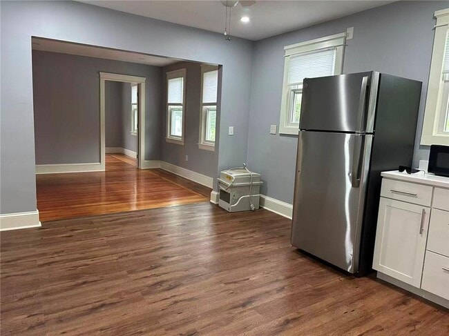 467 Maple Ave in Barrington, RI - Building Photo - Building Photo