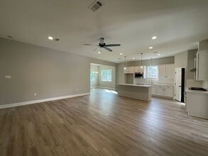 10612 Norway Pine Dr in Central, LA - Building Photo - Building Photo