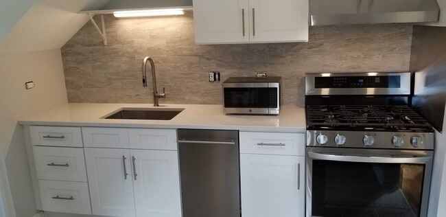 679 Park Ave W in Highland Park, IL - Building Photo - Building Photo