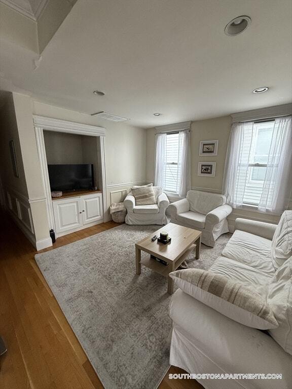 190 L St, Unit 3 in Boston, MA - Building Photo - Building Photo