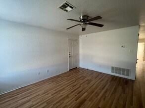 2704 Alma Dr in Killeen, TX - Building Photo - Building Photo