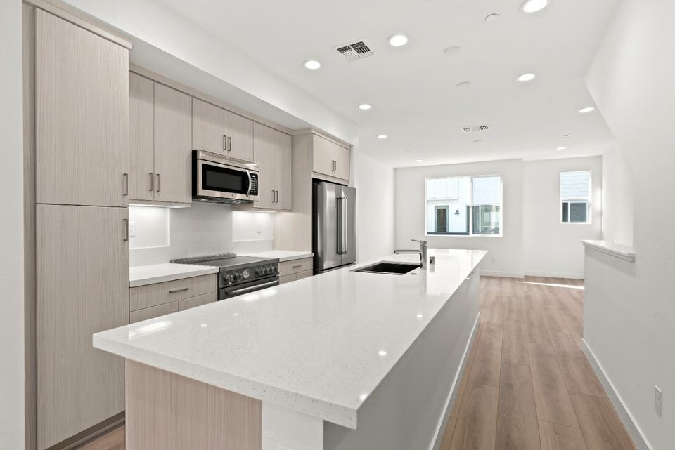 170 Uptown Cir, Unit 170 in Oakland, CA - Building Photo