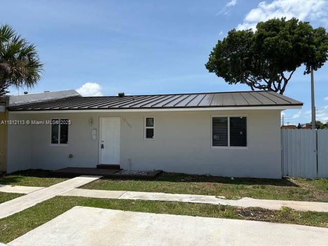 15105 SW 113th Ct in Miami, FL - Building Photo
