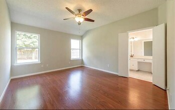 352 Howard Way Dr in Aledo, TX - Building Photo - Building Photo