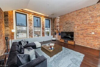 1148 Prospect Ave E in Cleveland, OH - Building Photo - Building Photo