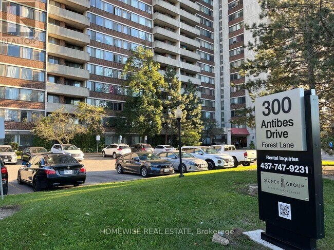 300-1300 Antibes Dr in Toronto, ON - Building Photo - Building Photo