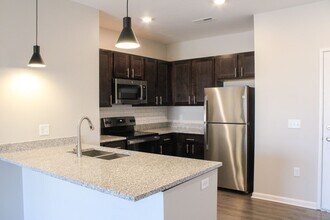 3261 Redhawk St in Coralville, IA - Building Photo - Building Photo