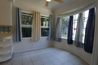 7114 Ramsgate Ave in Los Angeles, CA - Building Photo - Building Photo