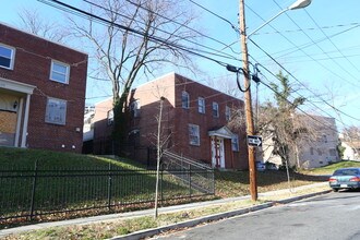 3035 30th St SE in Washington, DC - Building Photo - Building Photo