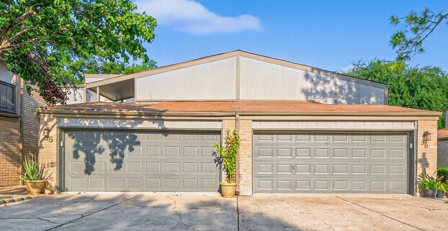property at 880 Tully St
