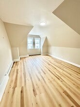 121 Day St, Unit 3 in Fitchburg, MA - Building Photo - Building Photo