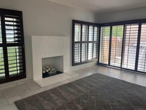 2344 Caminito Eximio in San Diego, CA - Building Photo - Building Photo