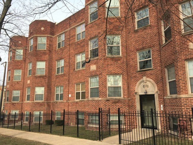 1706-16 W. Farwell in Chicago, IL - Building Photo - Building Photo