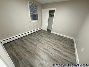 18 Waugh St in Lowell, MA - Building Photo - Building Photo