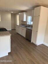 315 Capella Dr in Reno, NV - Building Photo - Building Photo