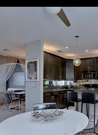 1537 Pleasant Harbour Way in Tampa, FL - Building Photo