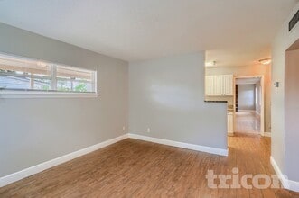 322 Notre Dame Dr in Altamonte Springs, FL - Foto de edificio - Building Photo