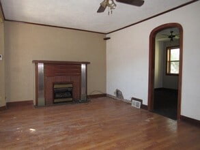 21 Cleveland Ave in Uniontown, PA - Building Photo - Building Photo