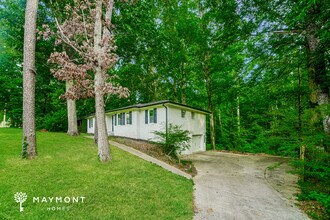 5000 Old Briar Trail in Douglasville, GA - Building Photo - Building Photo