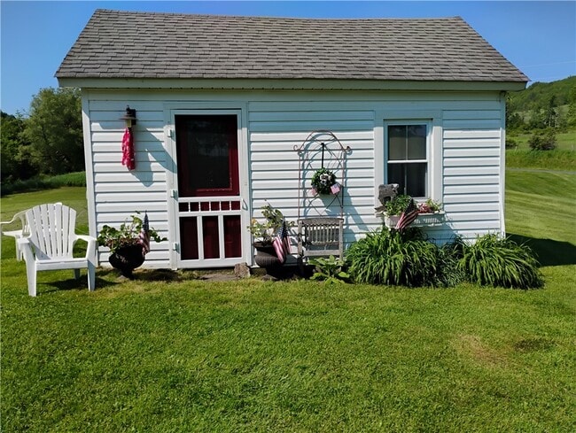 property at 663 Wheat Hill Rd
