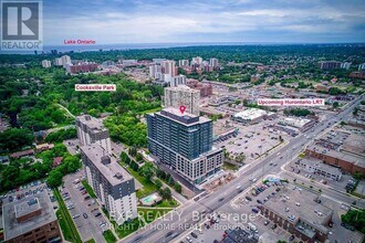 86 Dundas St E in Mississauga, ON - Building Photo - Building Photo