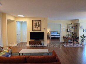 1200 Braddock Pl in Alexandria, VA - Building Photo - Building Photo