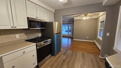629 N Vermont Ave in Royal Oak, MI - Building Photo - Building Photo
