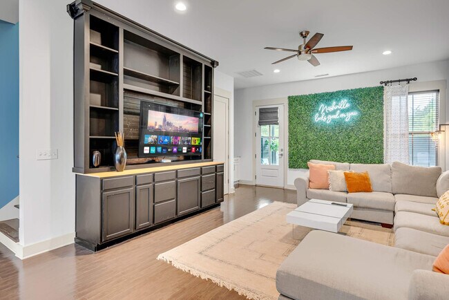 1006 Free Silver Rd in Nashville, TN - Building Photo - Building Photo