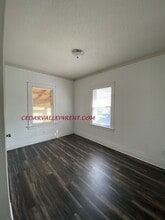 905 Baltimore St in Waterloo, IA - Building Photo - Building Photo