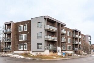2663 Sainte-Foy Ch in Québec, QC - Building Photo