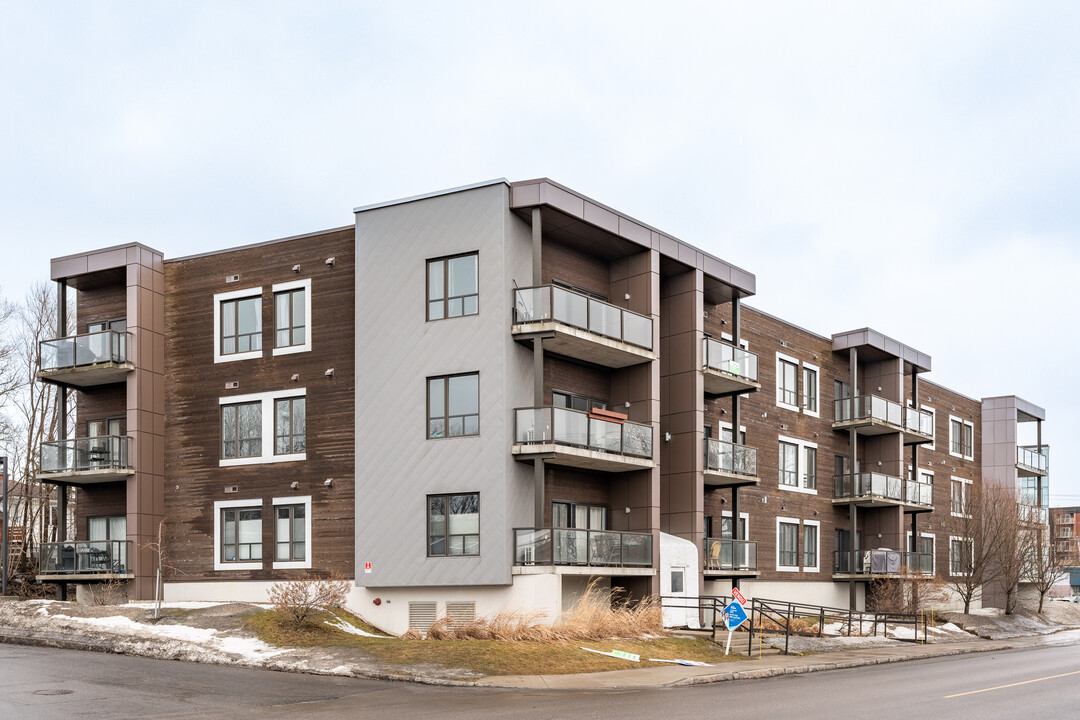 2663 Sainte-Foy Ch in Québec, QC - Building Photo