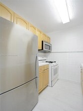 344 Meridian Ave in Miami Beach, FL - Building Photo - Building Photo