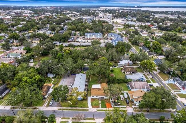 934 Vistabula St in Lakeland, FL - Building Photo - Building Photo