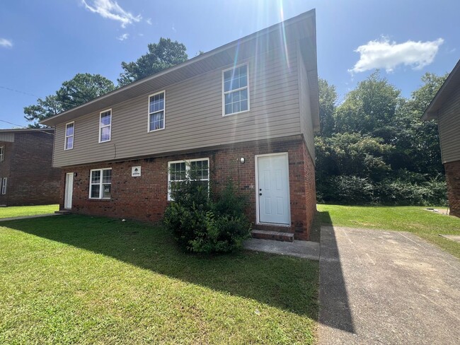 441 30th Pl-Unit -B in Tuscaloosa, AL - Building Photo - Building Photo