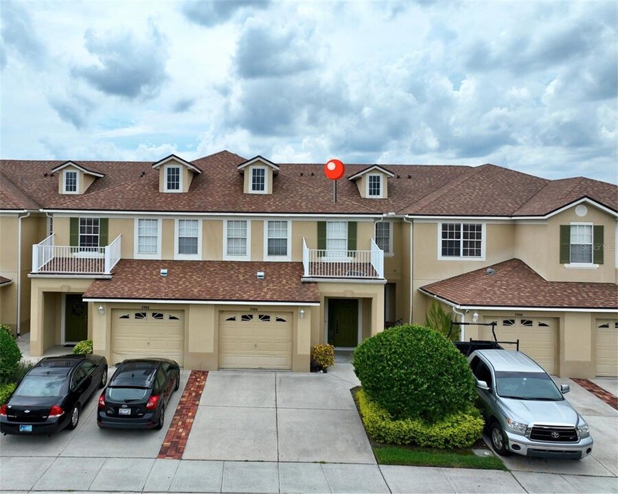 2988 Langdon Ln N in Kissimmee, FL - Foto de edificio