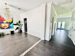 1002 Acanthus St in Pflugerville, TX - Foto de edificio - Building Photo