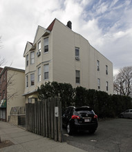 571 W Side Ave in Jersey City, NJ - Building Photo - Building Photo