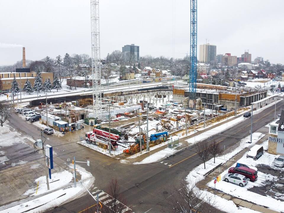 Vertikal in Kitchener, ON - Building Photo