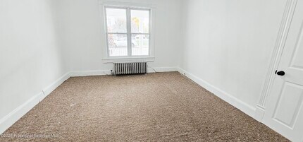 128 S Rebecca Ave in Scranton, PA - Building Photo - Building Photo