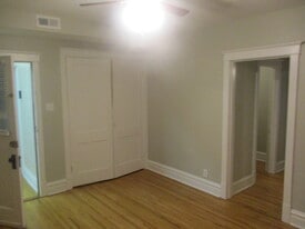 1217 Wilmington Ave, Unit 1217