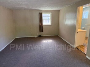 538 Spencer St NE in Grand Rapids, MI - Building Photo - Building Photo