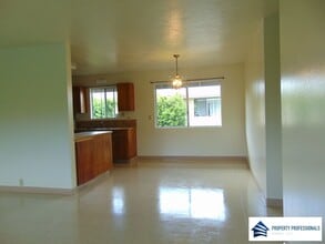 1115 Ainaola Dr in Hilo, HI - Building Photo - Building Photo