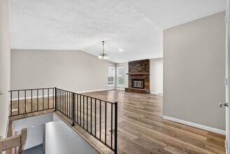 12117 Castilon Ave in St. Louis, MO - Building Photo - Building Photo