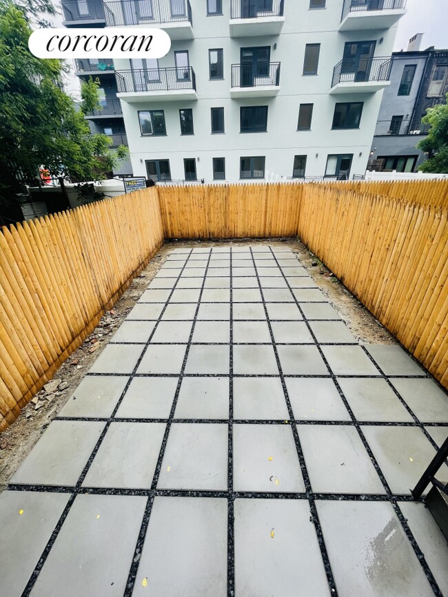 407 E 117th St in New York, NY - Building Photo - Building Photo